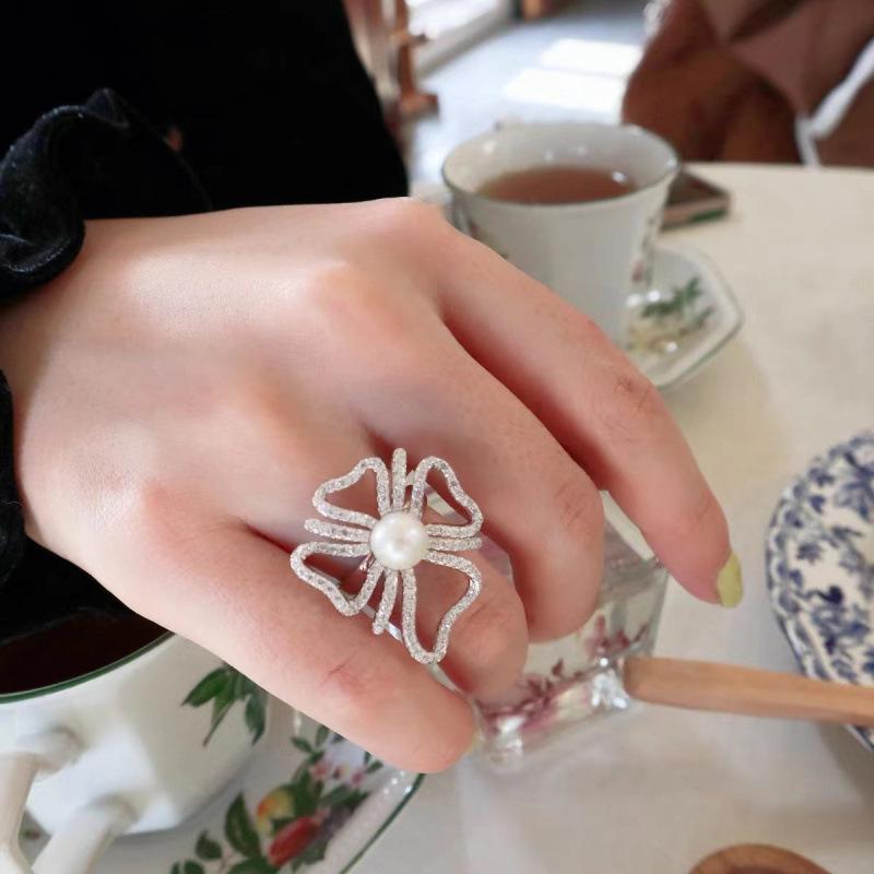 Elegant Moonlight Pearl Ring - Women s High-End Floral Design. Adjustable Open Size