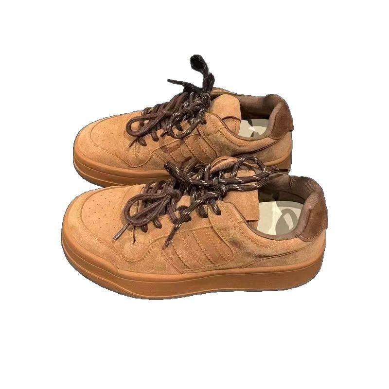 Paire de lacets doubles, chaussures d'entraînement allemandes à semelle épaisse à la mode 2025, nouvelles chaussures blanches printanières mates, chaussures de sport décontractées rétro pour femmes