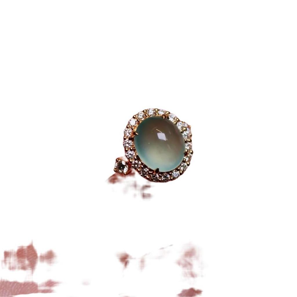 Elegant Women's Chinese Style Open Ring with Large Oval Chalcedony Inlay