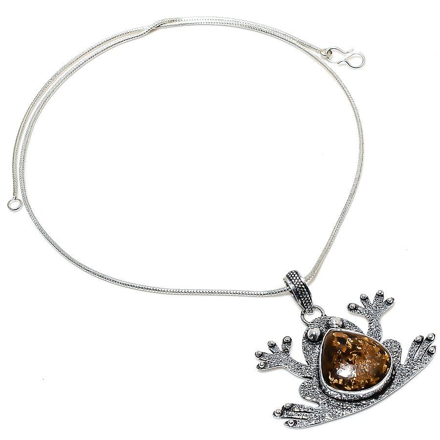 

Подвеска ручной работы в этническом стиле с бронзитовой яшмой и лягушкой 1,85 дюйма SR-5607