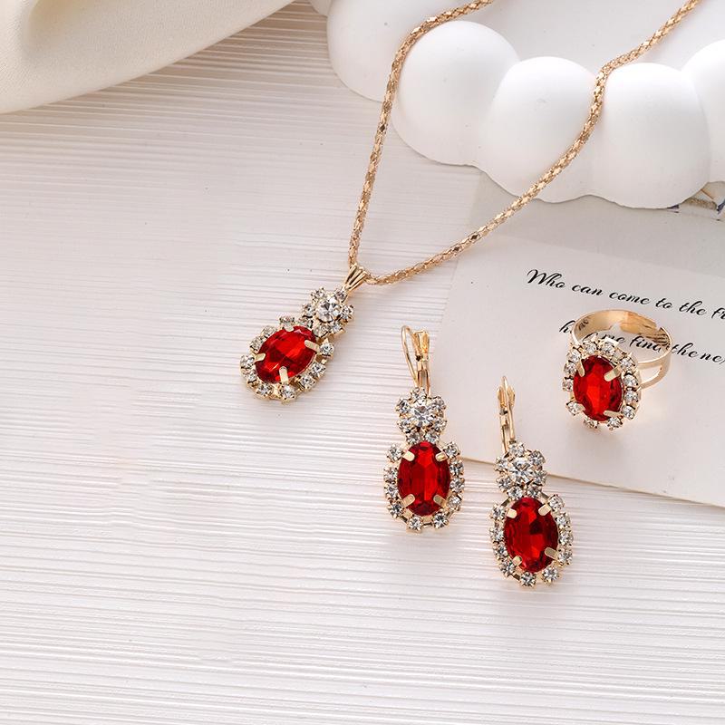 European & American Trendy Diamond Teardrop Jewelry Set: Necklace, Ring, Bracelet, Earrings