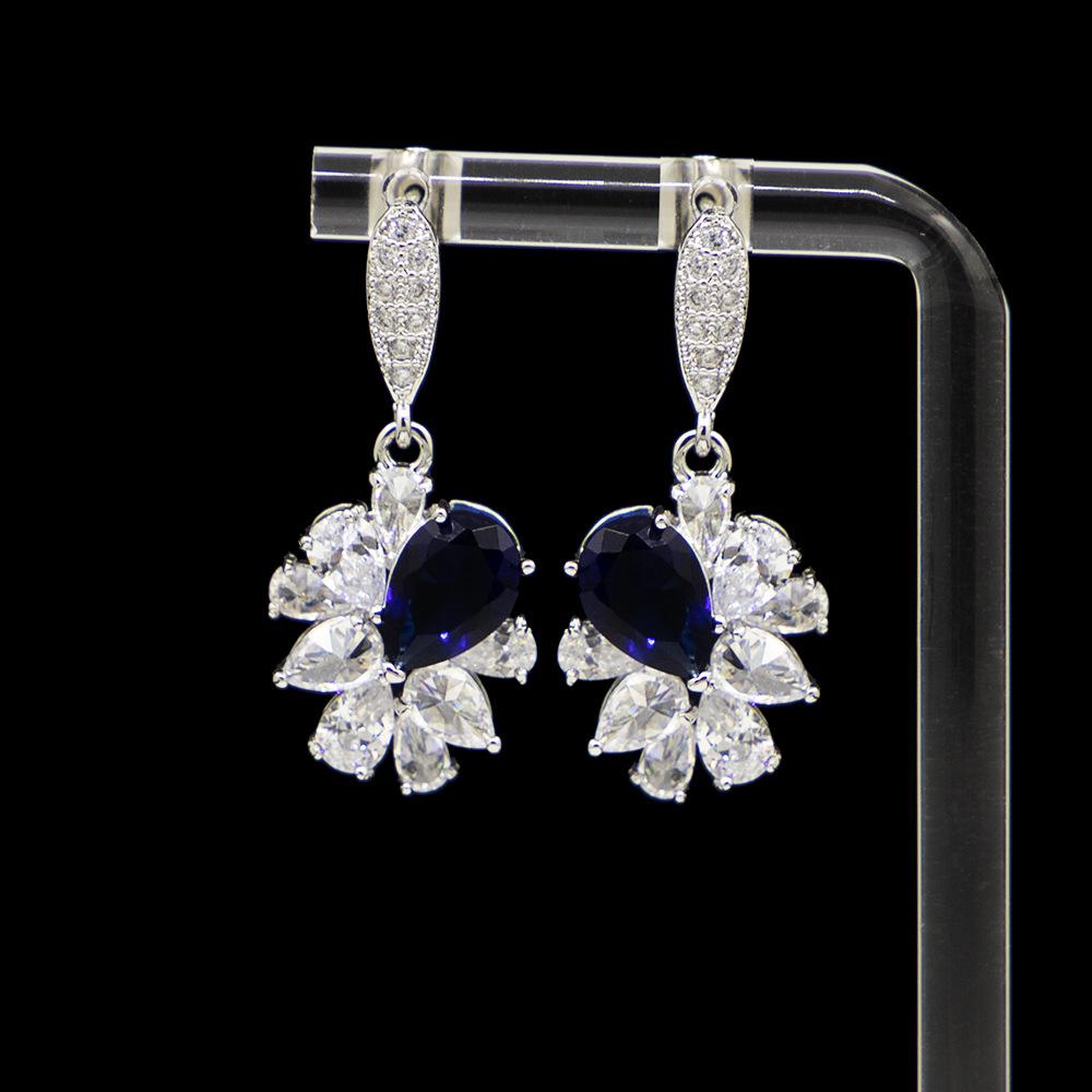 Wassertropfen Blume Zirkon Ohrringe Hohe Qualität und Modische Feenohrringe mit einem Hauch von Luxus