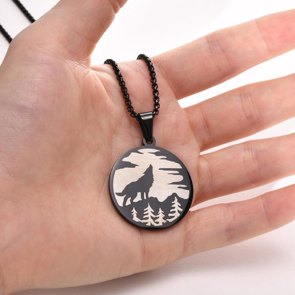 New Viking Wild Wolf Forest Circle Pendant Hip Hop Titanium Steel Necklace for Men