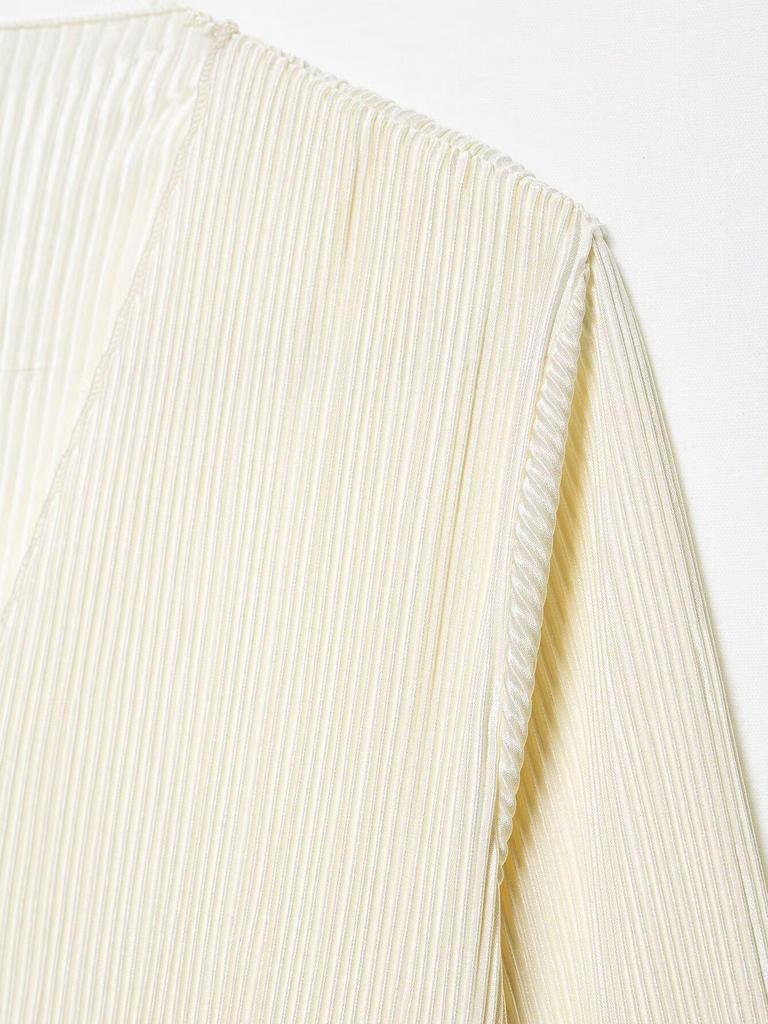 2025 Spring Women's European & American Style Sexy Slimming Bell Sleeve Shirt