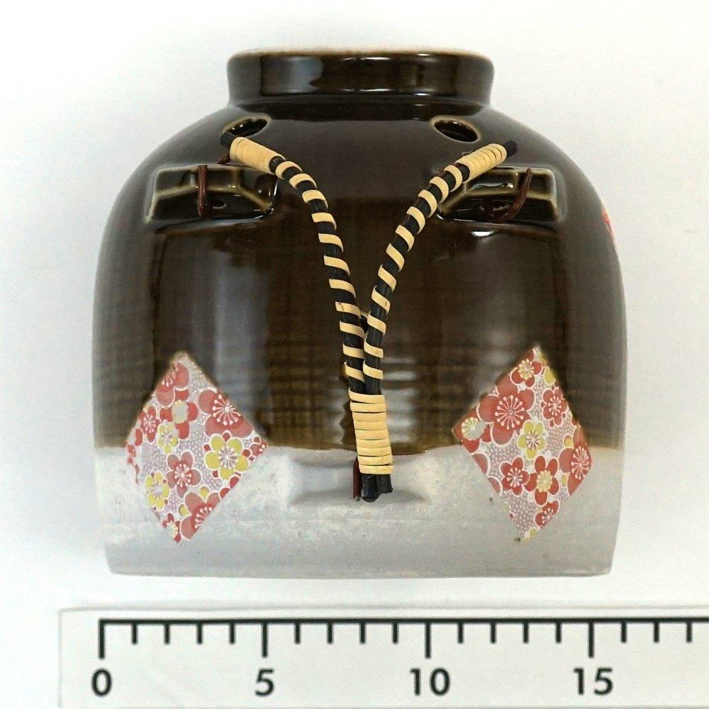 Maruyoshi Pottery Mosquito Spear Pig Yuzen Candy Glaze M7870