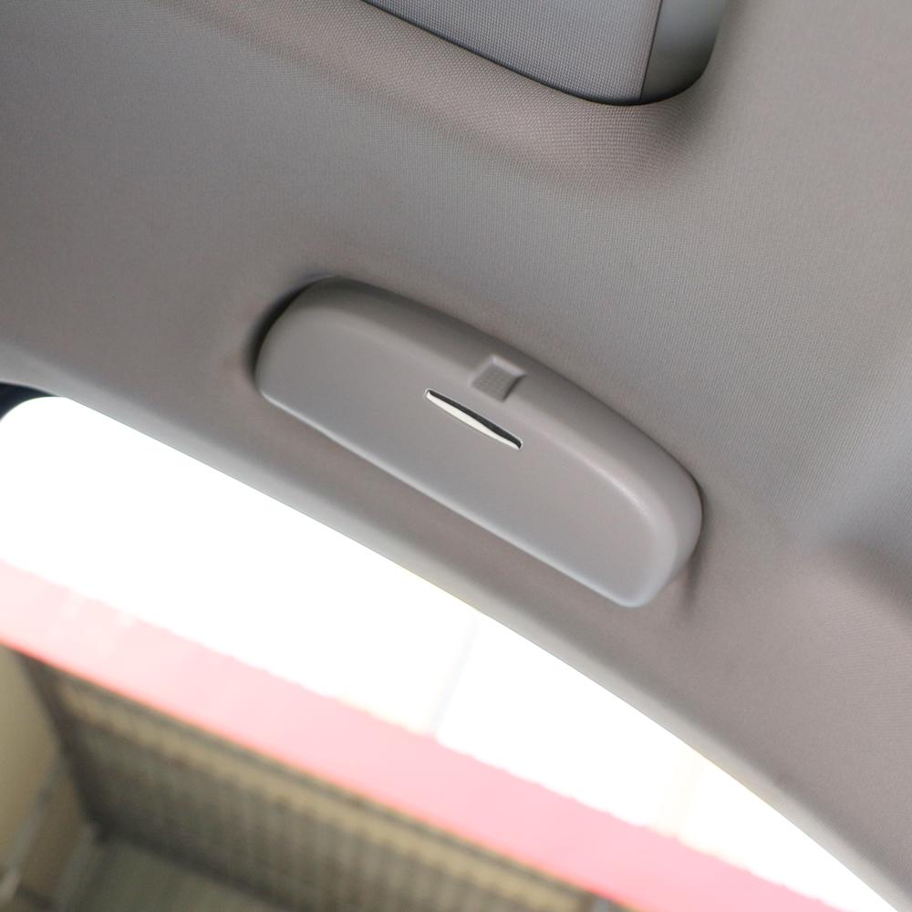 Car Sunglasses Holder Box Case for Volkswagen VW Passat B8 2017-2024 Tayron Variant Golf Tiguan Touran L Accessories colore grigio