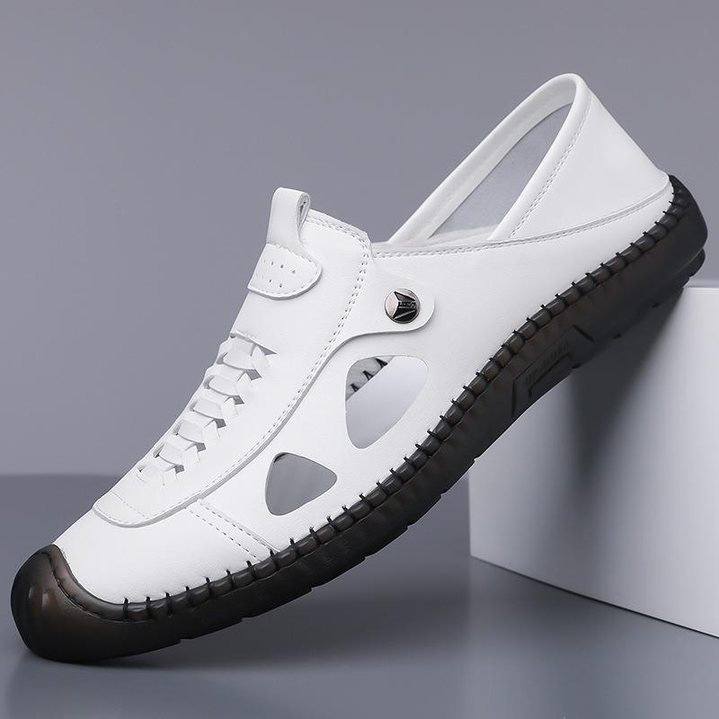 Mens Handmade Leather Sandals Fashion Outdoor Casual Sandals New Breathable Hollow Out Men Sandals Non Slip Flat Beach Sandalias