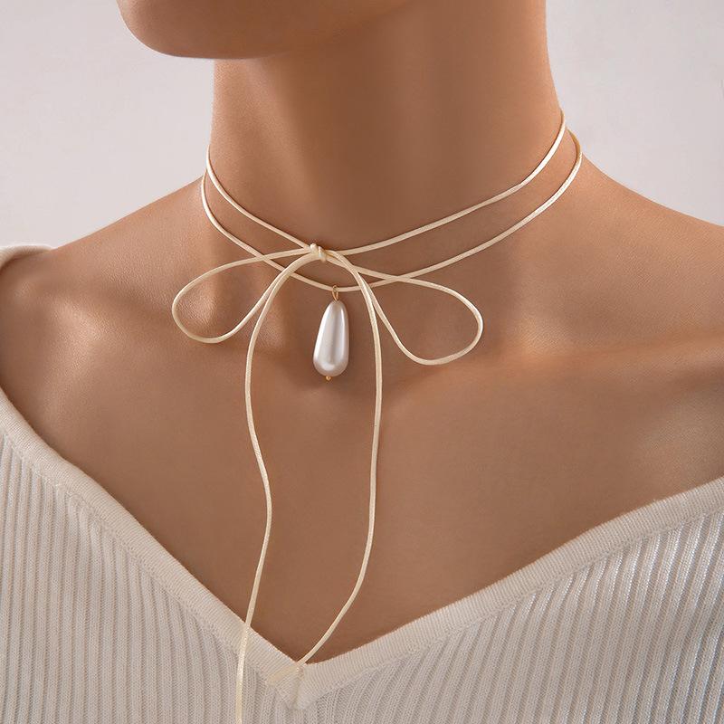 Accessories Versatile Gold Big Love Pendant Black Pullable Bow Necklace