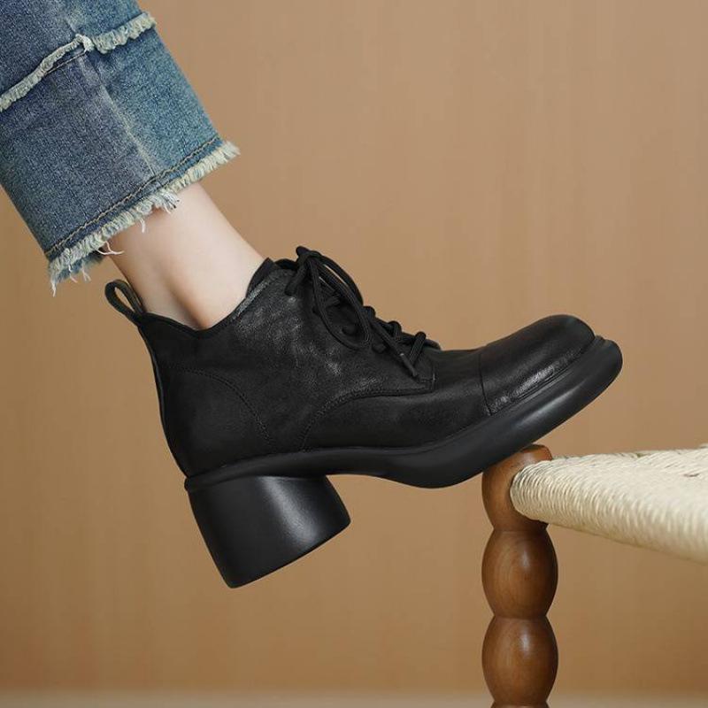 Autumn and winter sheepskin low boots women's solid color thick-soled round-head leather large-size women's boots medium heel round-head versat