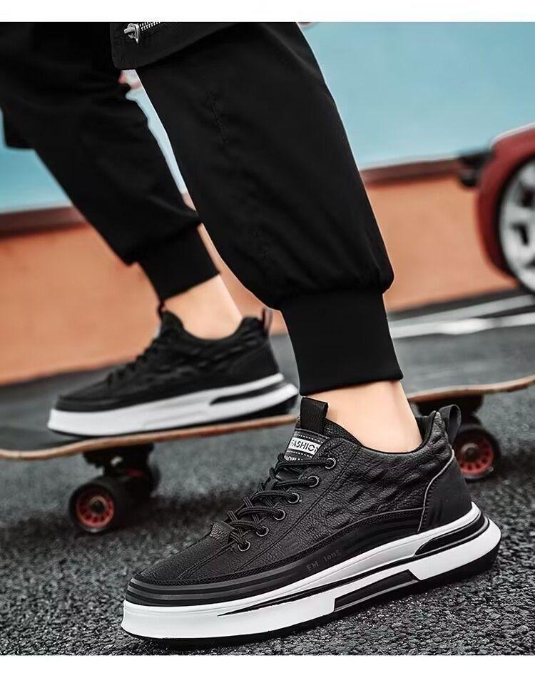 2026 Men's Black Crocodile Leather Waterproof Non-slip Casual Running Shoes