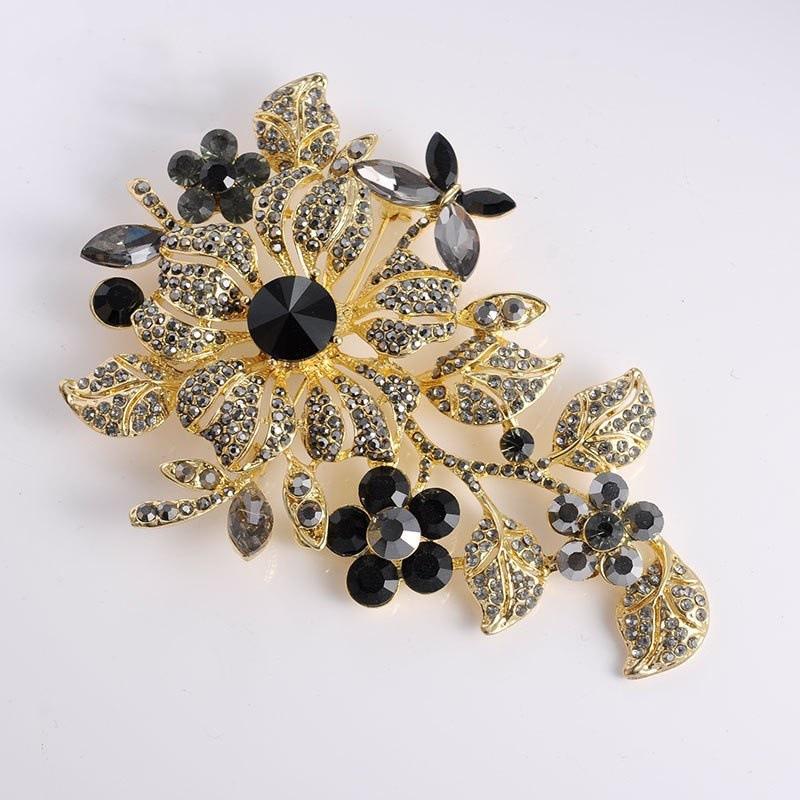 Shining Colorful Crystal Rose Flower Brooch Girls Party Clothing Pin Ladies Wedding Accessory