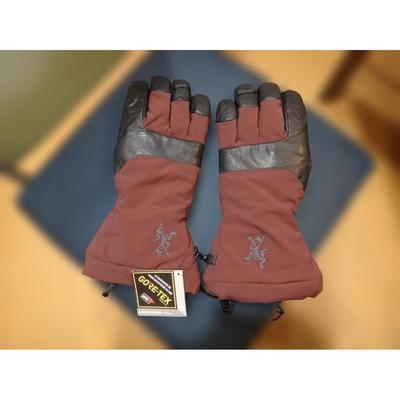 Used ARC'TERYX FISSION SV GLOVE M Size
