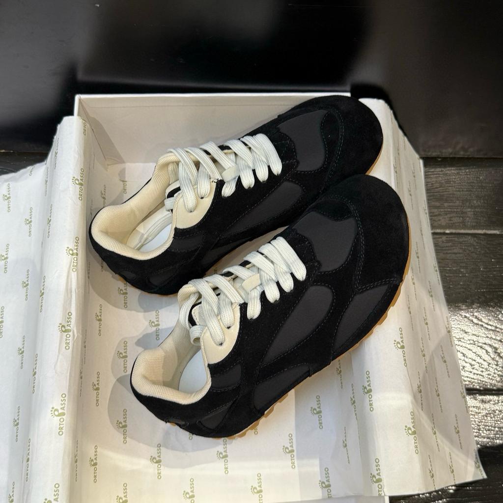 Europe, America 2025 New Leather Round Head Lace-up Color Matching Women's Sandals Women's Single Shoes Women's Retro Sports and Leisure Shoes