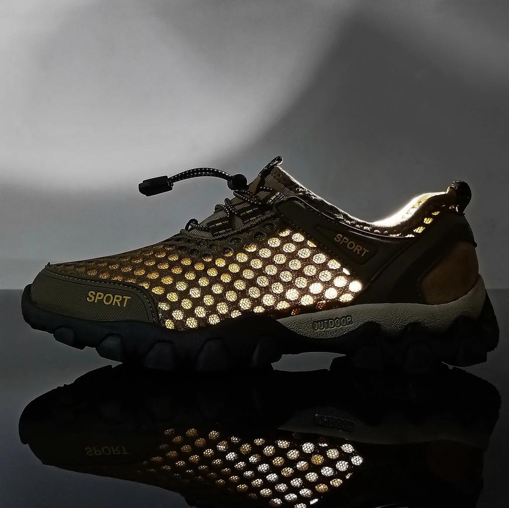 2026 New Summer River Upstream Shoes for Men, Barefoot Beach Ultralight Water Sports, Quick-Drying Outdoor Walking Wading Shoes