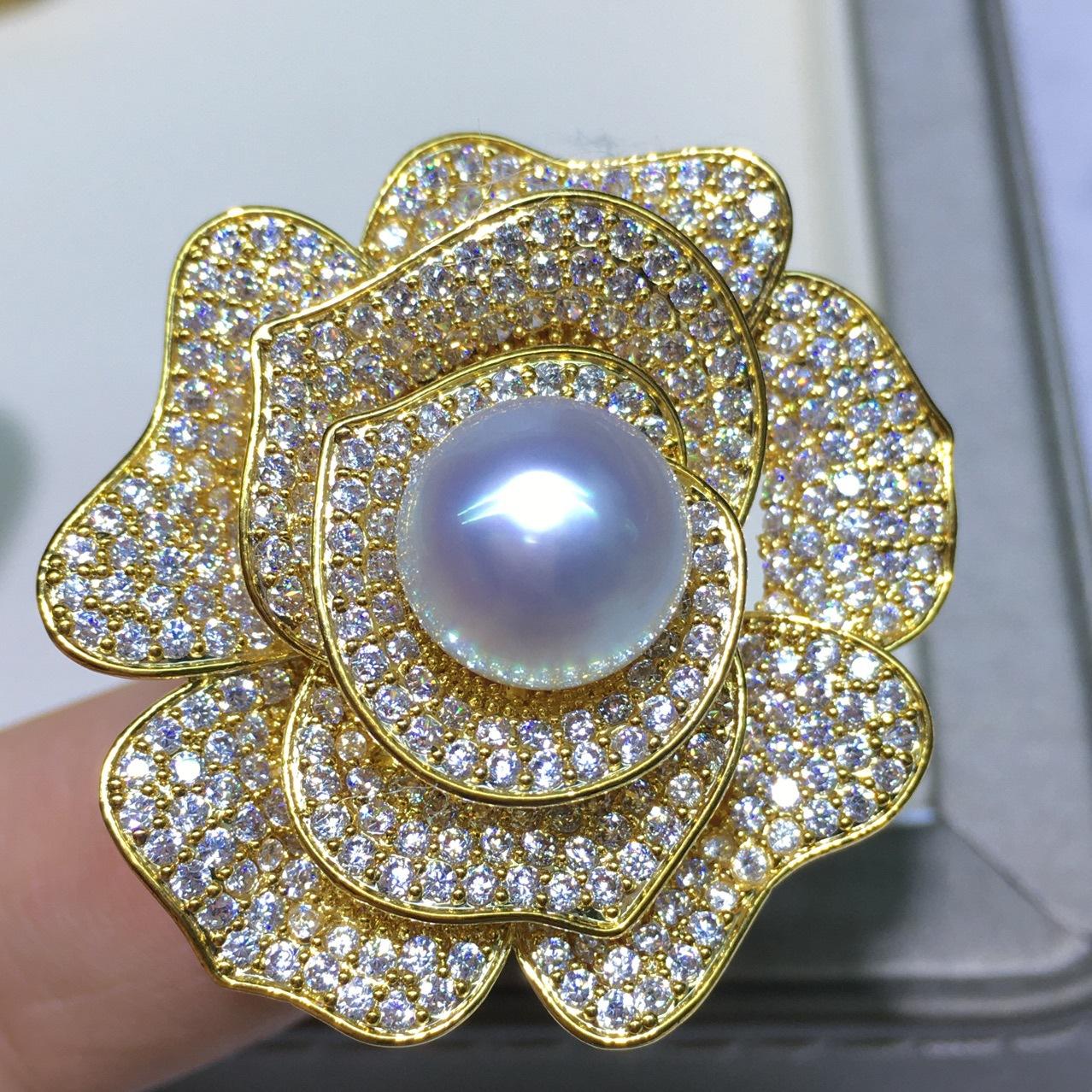 White South Sea Pearl Brooch-Must-Have Fashion Piece 10-12mm Nearly Flawless with Slight Blemishes Fine Color Luster