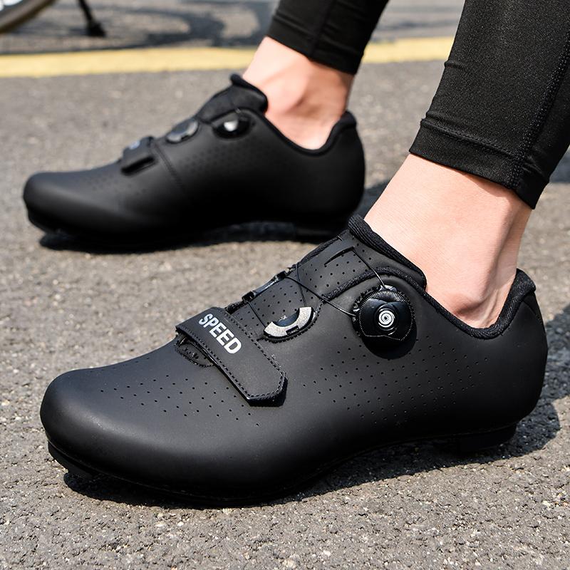 

Женские велотуфли мужские горные резиновые шоссейные велосипедные туфли для пар больших размеров EU: 36 чёрный