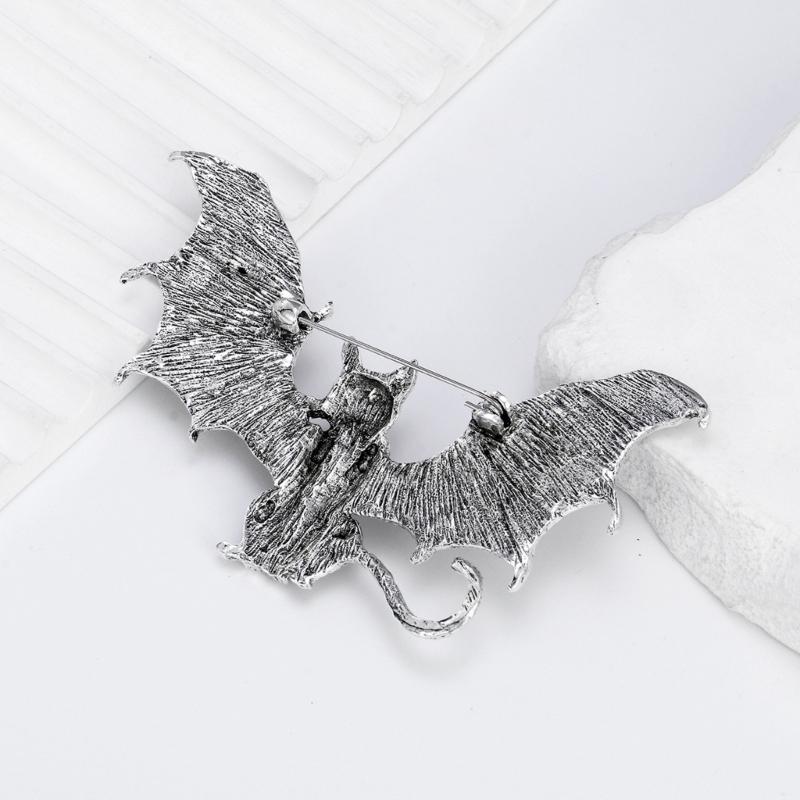 Gothic Flying Bat Brooch Unique Retro Design Metal Fashion Accessory Gift