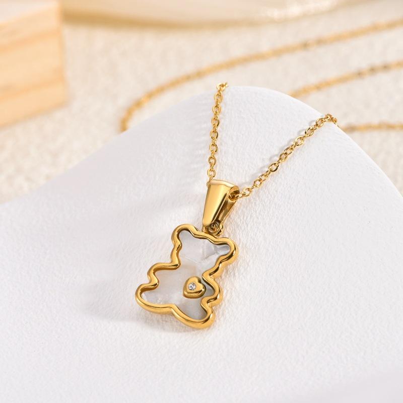 Hot Selling 18K Gold-plated Stainless Steel Inlaid Bear Pendant Necklace, Niche Light Luxury Heart Inlaid Diamond Bear Necklace
