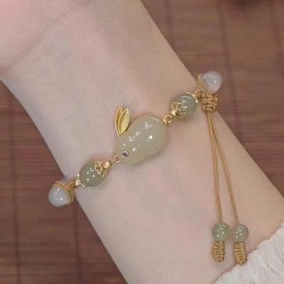 1 Stk. Neuer Chinesischer Stil Vintage Handornamente Schmuckgeschenke Jade Kaninchen Armband Webseil Verstellbar Vintage Perlen Armbänder