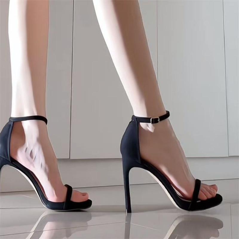 2025 women's new word with sexy versatile thin heel waterproof platform platform platform sandals women's summer Internet celebrity high heels