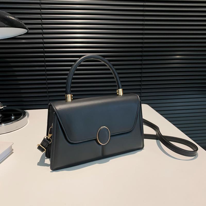 

Spring new trend small square bag beautiful simple personalized bag women s bag fashion oblique shoulder handbag чёрный