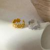 Gold-Plated Stainless Steel Adjustable Flower Ring for Women - Durable, Fade-Resistant, Versatile Titanium Steel Design.