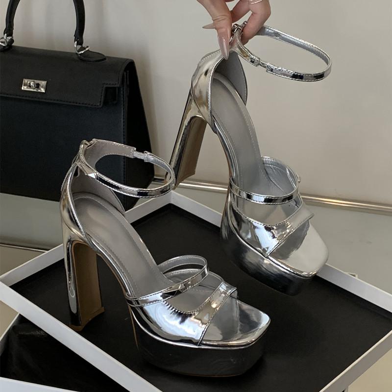Fashion 2025 Summer Fashion Patent Leather Platform Wedges Women Gladiator Sandals Sexy Hollow Out High Heels Party Dress Chunky Shoes