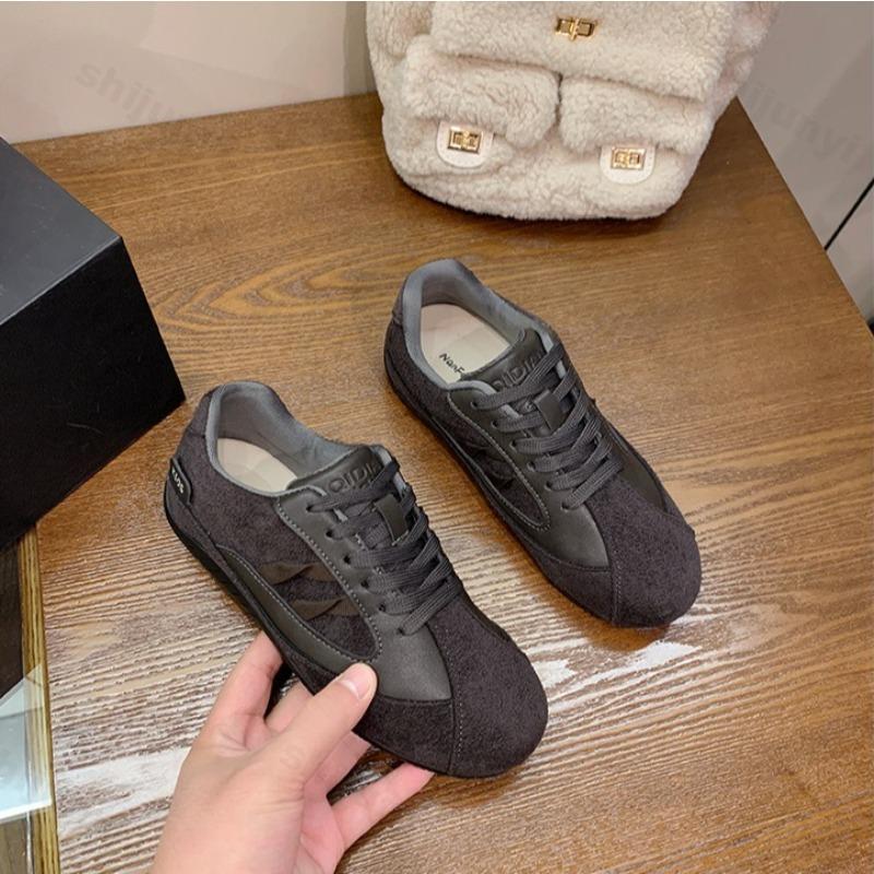 Woman Casual Sport Shoes 2026 Spring New Fashion Lace Up Comfortable Soft Hardwearing Flat Shoes Trendy Versatile Non Slip Flats
