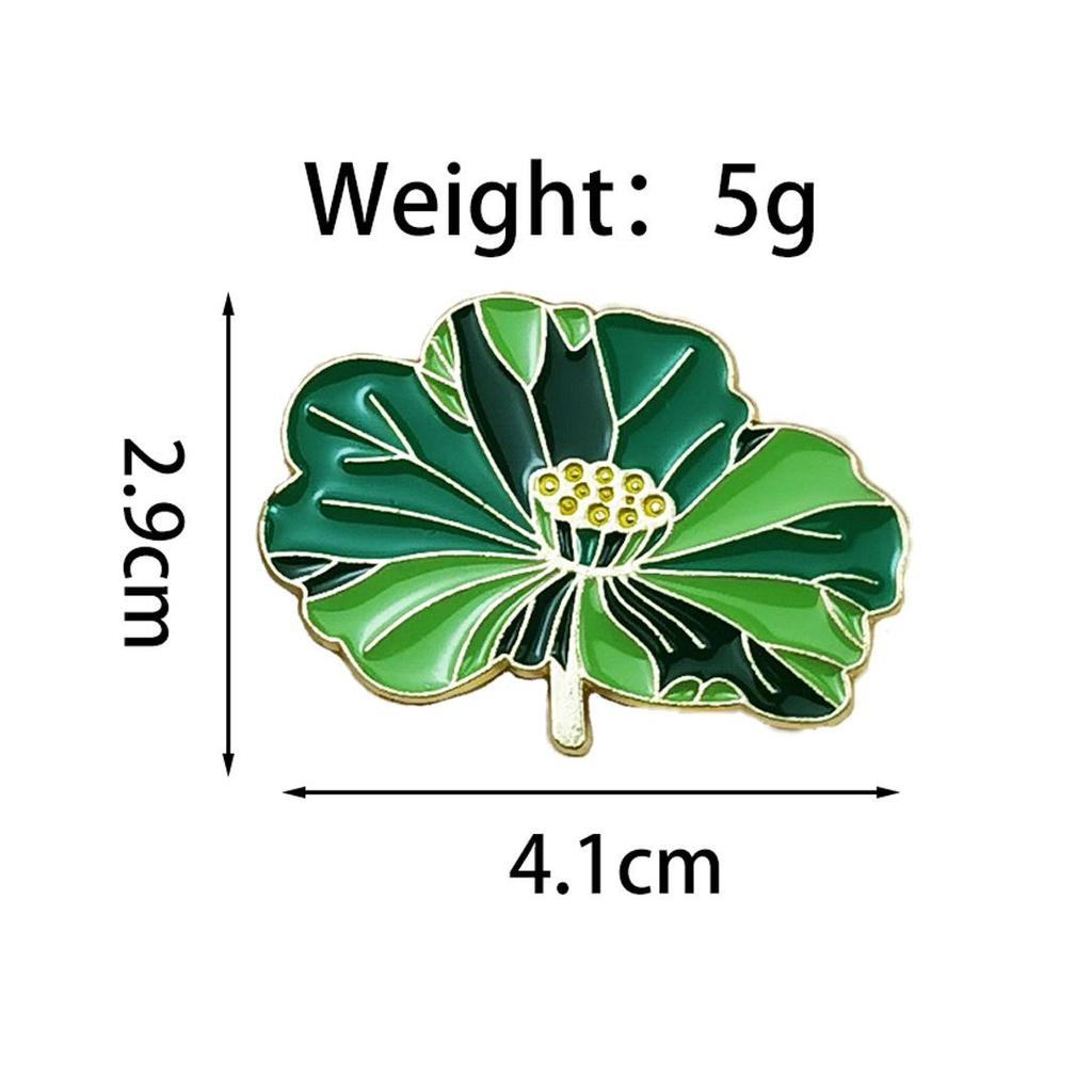 Chic Green Leaf Brooch: Stylish Lotus and Bamboo Leaf Badge for Clothing and Backpack Accessories.