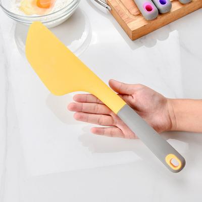 Spatola per Burro Spatola per Torta in Silicone con Manico Ergonomico Lama Flessibile Resistente al Calore Strumento da Forno per Spalmare Raschiare Livellare