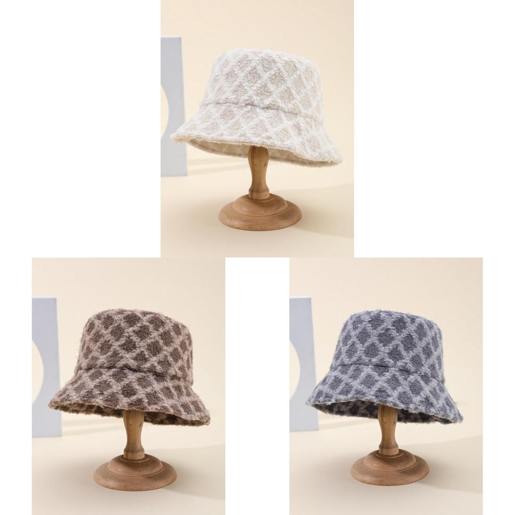 Winter Lady Bucket Hat With Plaid Pattern And Warm Fleece For Outdoor Casual Wear