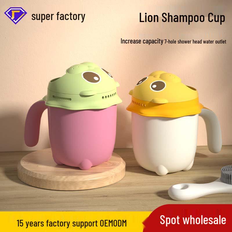 Children s Bath Cup: Plastic Shampoo Scoop for Baby Bath with Large Capacity