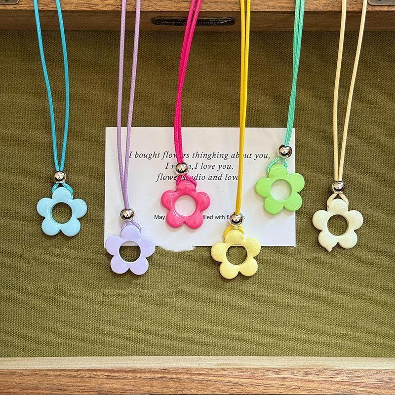 [LA]1Pc Flower Charm Necklace Hollow Flower Pendant Necklace With Adjustable Knot Resin Material Perfect For Wedding Dropship