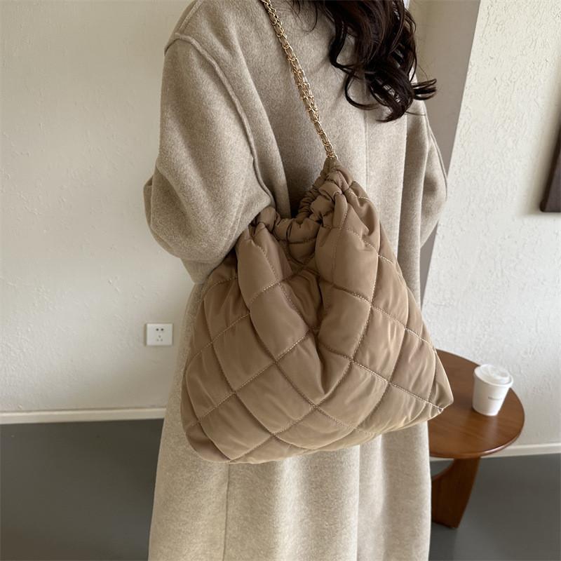 Stylish And Unique Crossbody Tote Bag For Women In Versatile Colors And Patterns