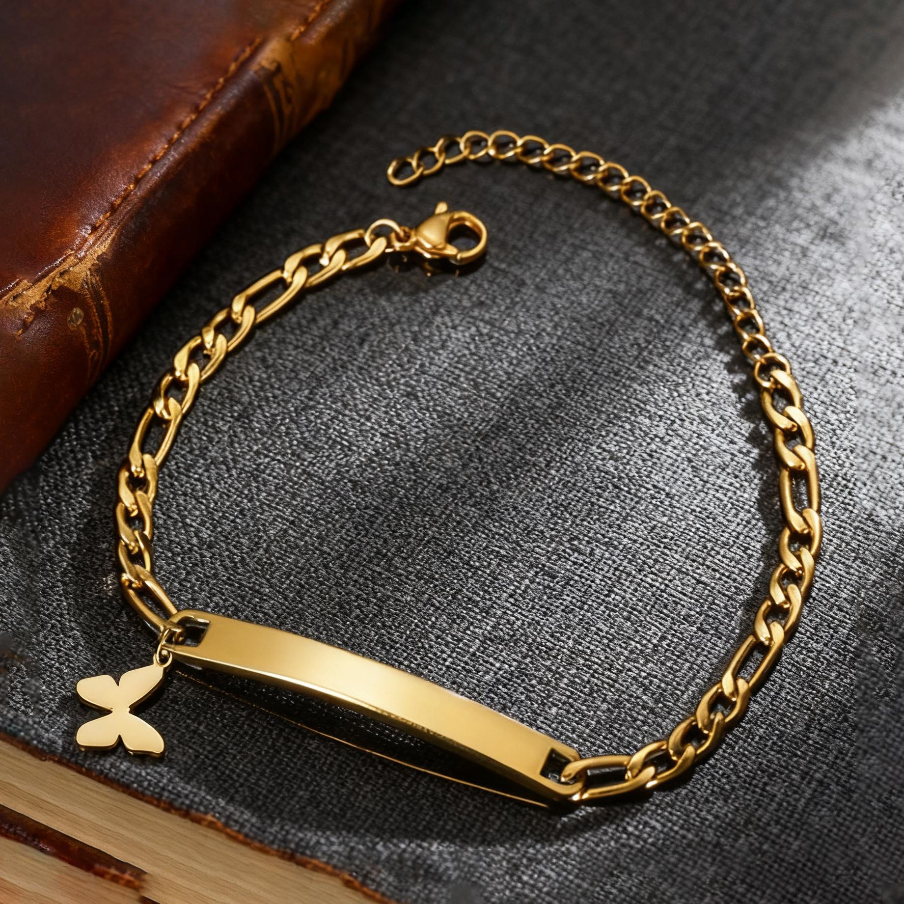 

Atoztide Engrave Name Bracelet For Women Mother Kids Stainless Steel Jewelry Heart Adjustable Figaro Chain Personalized Gift Silver color&No engrave