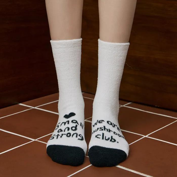 [Banana Sisters X OKTINA] Strong Point Sleep Socks 2 Colors