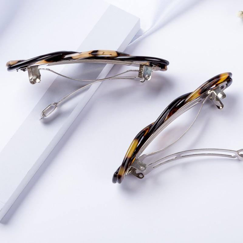 1pcs 9cm Twist French Hair Clips for Girls and Women Barrettes Hair Claw for Rolled Up Hairstyle Fashion Stylish Headwear