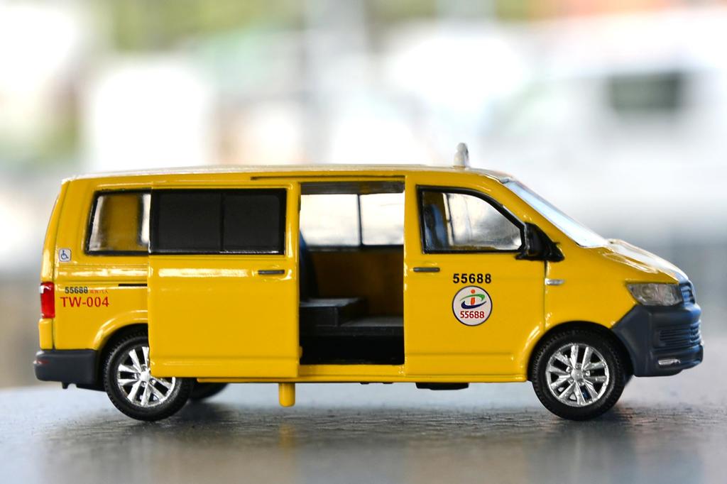 Tiny City TW28 Volkswagen T6 Transporter Taiwan Taxi
