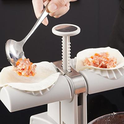 Molde Automático para Empanadillas Doble Cabezal Perezoso Imprescindible-Ravioli Molde para Hacer Empanadillas Fácil de Hacer Máquina para Hacer Empanadillas Herramienta de Cocina Doméstica