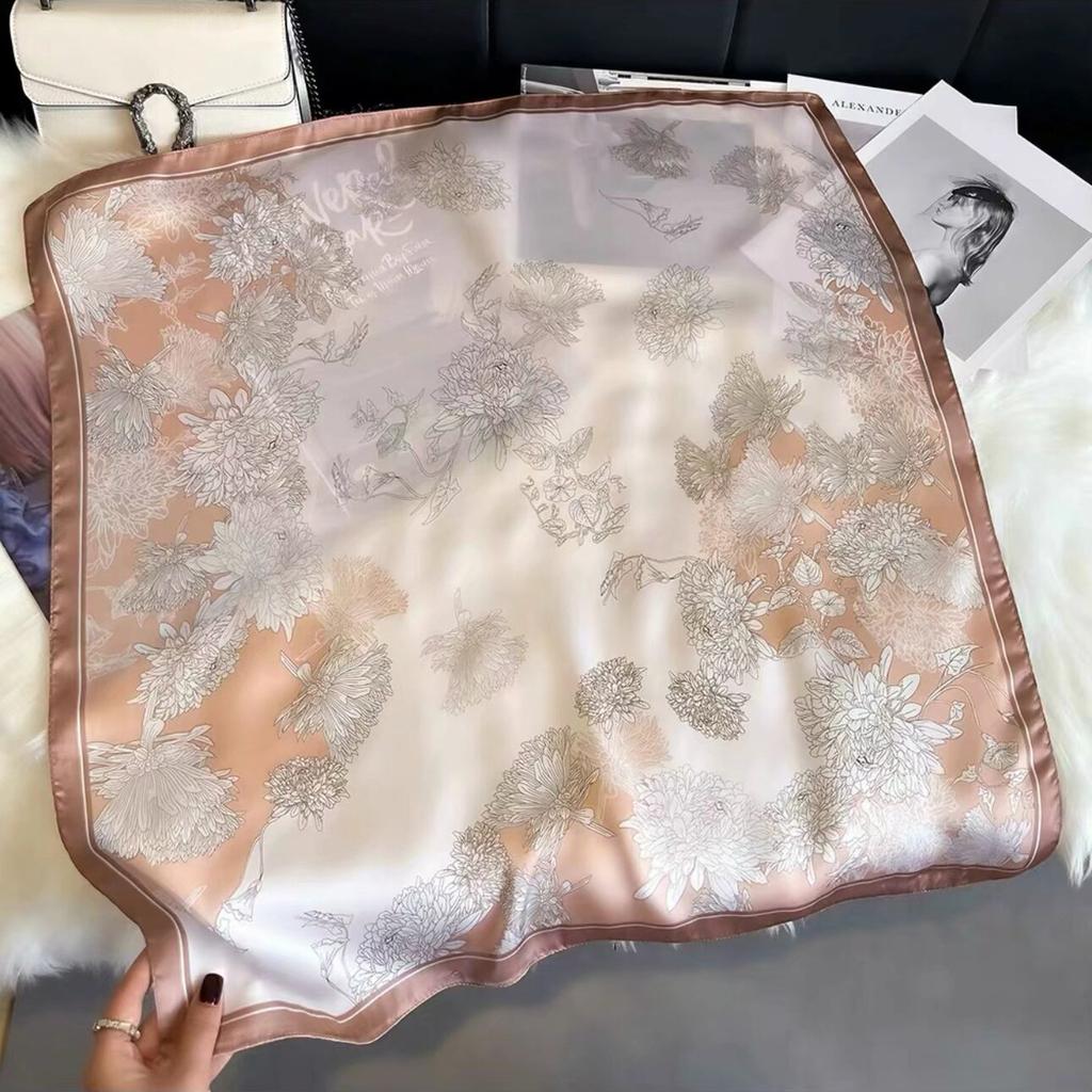 New retro cashew 71CM small square scarf simulation silk scarf spring and summer printing commuting fashion versatile professional scarf