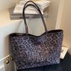 Premium Texture Tote Bag Women's Large-capacity Underarm Bag Ins Style Retro Leopard Print Flannel Shoulder Messenger Bag Women's Bag