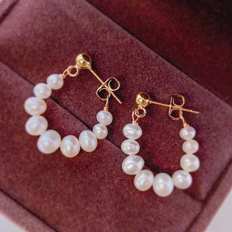 Simple Circle Natural Freshwater Pearl Stud Earrings Women s S925 Silver Needle Light Luxury High-end Niche Design Earrings Earrings 2026
