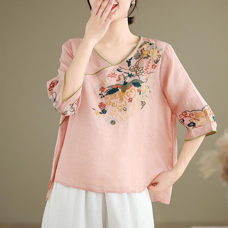 Retro embroidered shirt women's 2025 summer new loose v-neck five-quarter sleeve breathable cotton and linen top