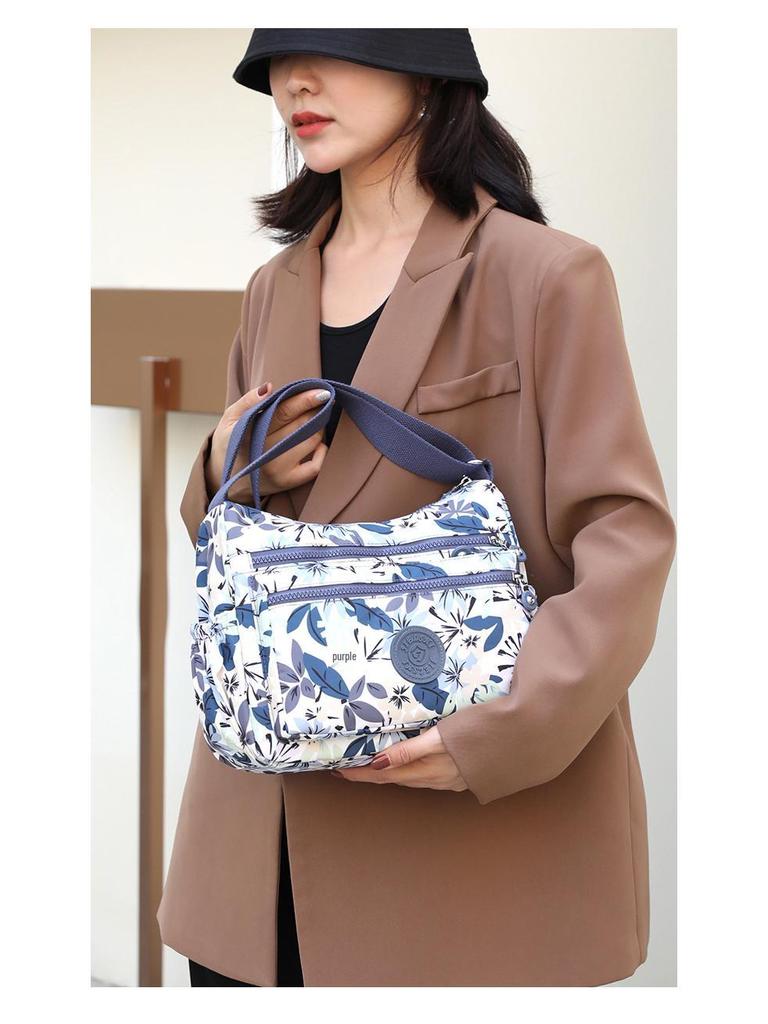 Trendy Women's Water-Repellent Nylon Crossbody Bag