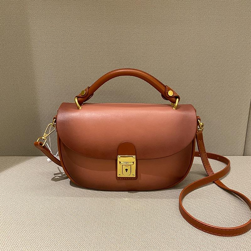 IELGY women's fashion versatile handbag, simple and fashionable shoulder messenger bag