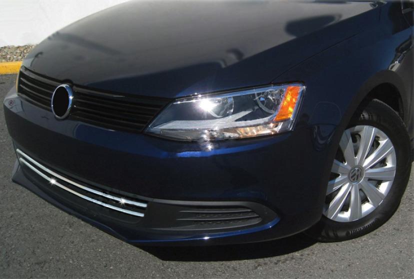 

Накладки на решітку бампера 2011-2014 (2 шт, нерж) для Volkswagen Jetta