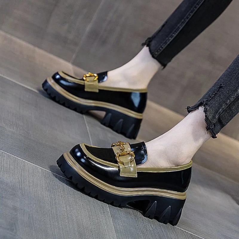 Lolita Schuhe Damen Herbst Plateau Schwarz Hgh Heels Mode Runde Zehen Mary Jane Damen Lack Kunstleder Student Cosplay Schuhe