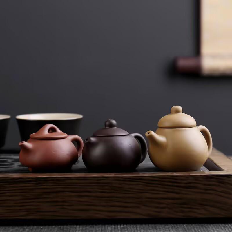 Mini Zisha Pocket-Sized Fingertip Teapot: Xi Shi Style, Kung Fu Tea Set Ornament.