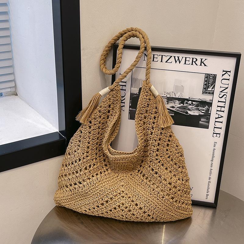

Плетеная соломенная сумка-тоут для женщин, большая вместимость, плетеная сумка, женская новая соломенная сумка с бахромой, для отдыха на море, пляжная, для досуга, на плечо, подмышечная хаки