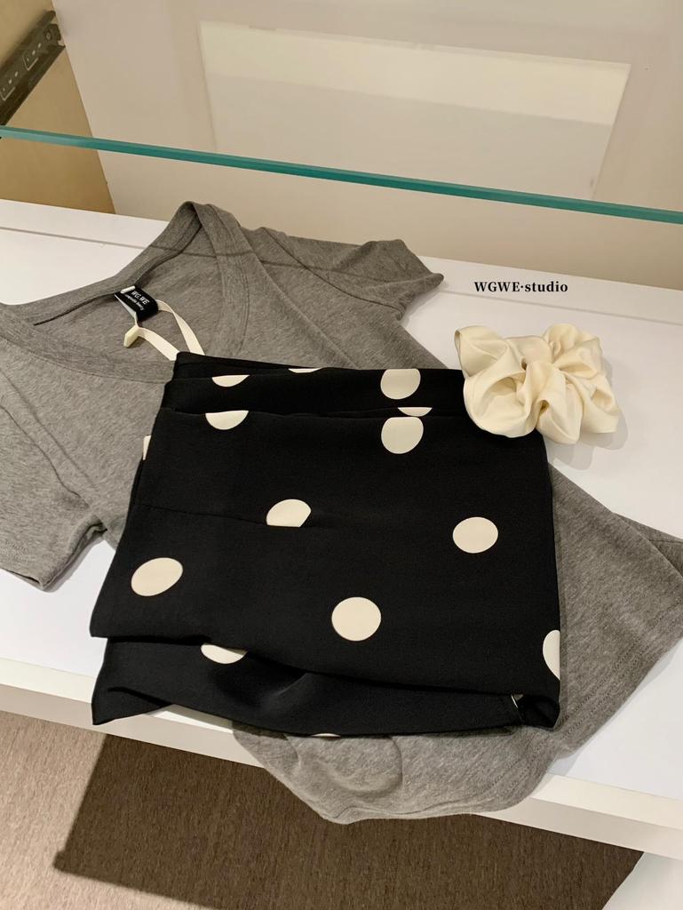 Women's Petite A-line High-Waisted Polka Dot Skirt - Spring/Summer Collection